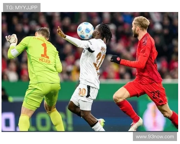 德甲球队门将红牌被罚下的比赛盘点